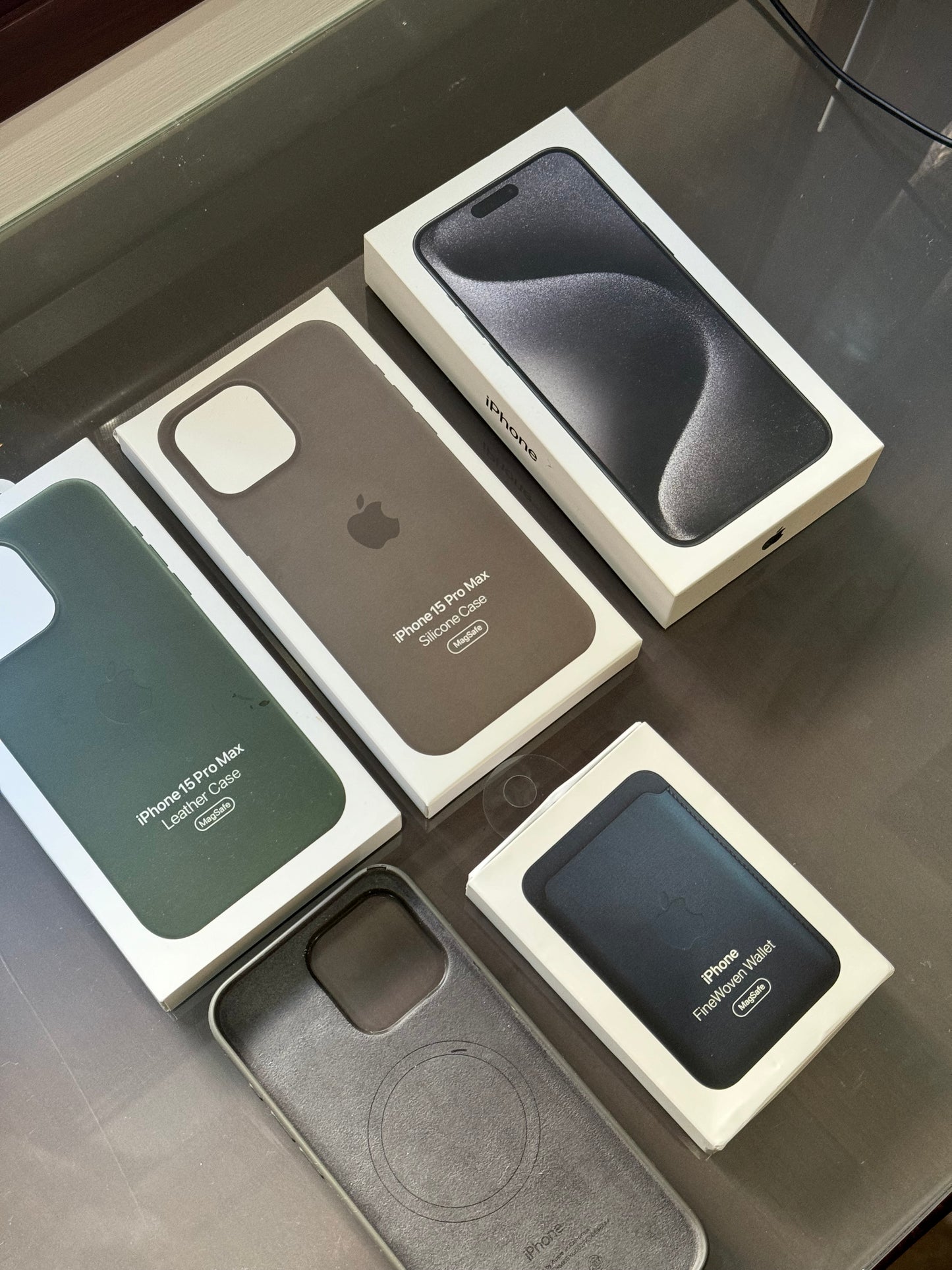 Apple: iphone 15 pro Max 256gb