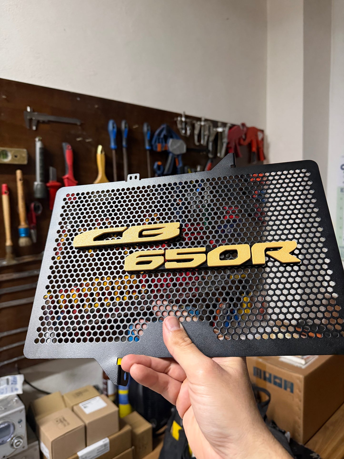 Motos 3d: Rejilla honda cb650r dorado