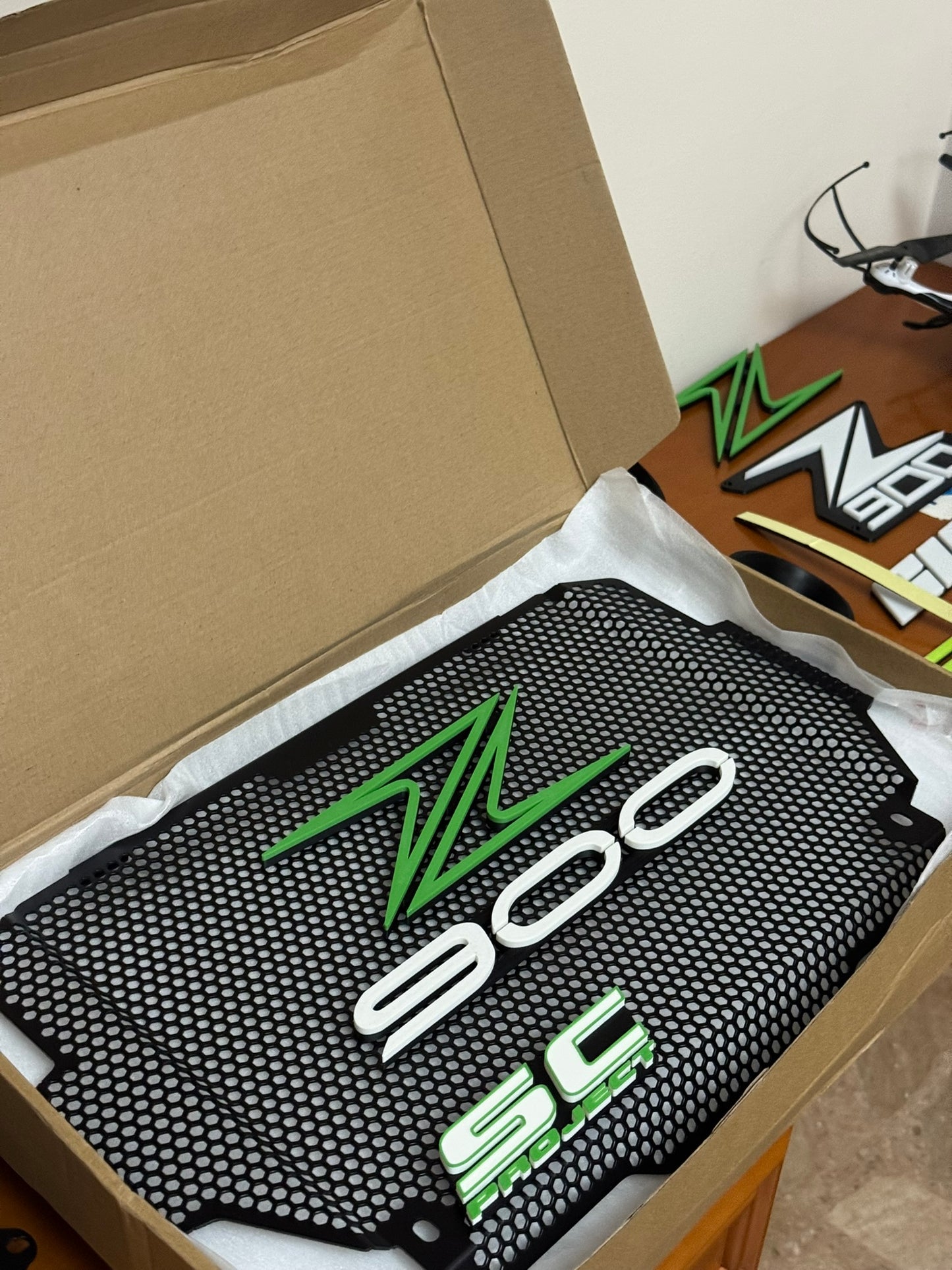 Accesorios z900: Parrilla 3D lisa Z900 SC Verde / Blanco