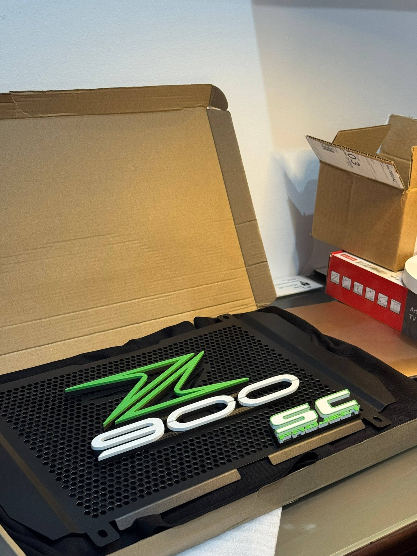 Accesorios z900: Parrilla 3D ranurada SC verde / blanco