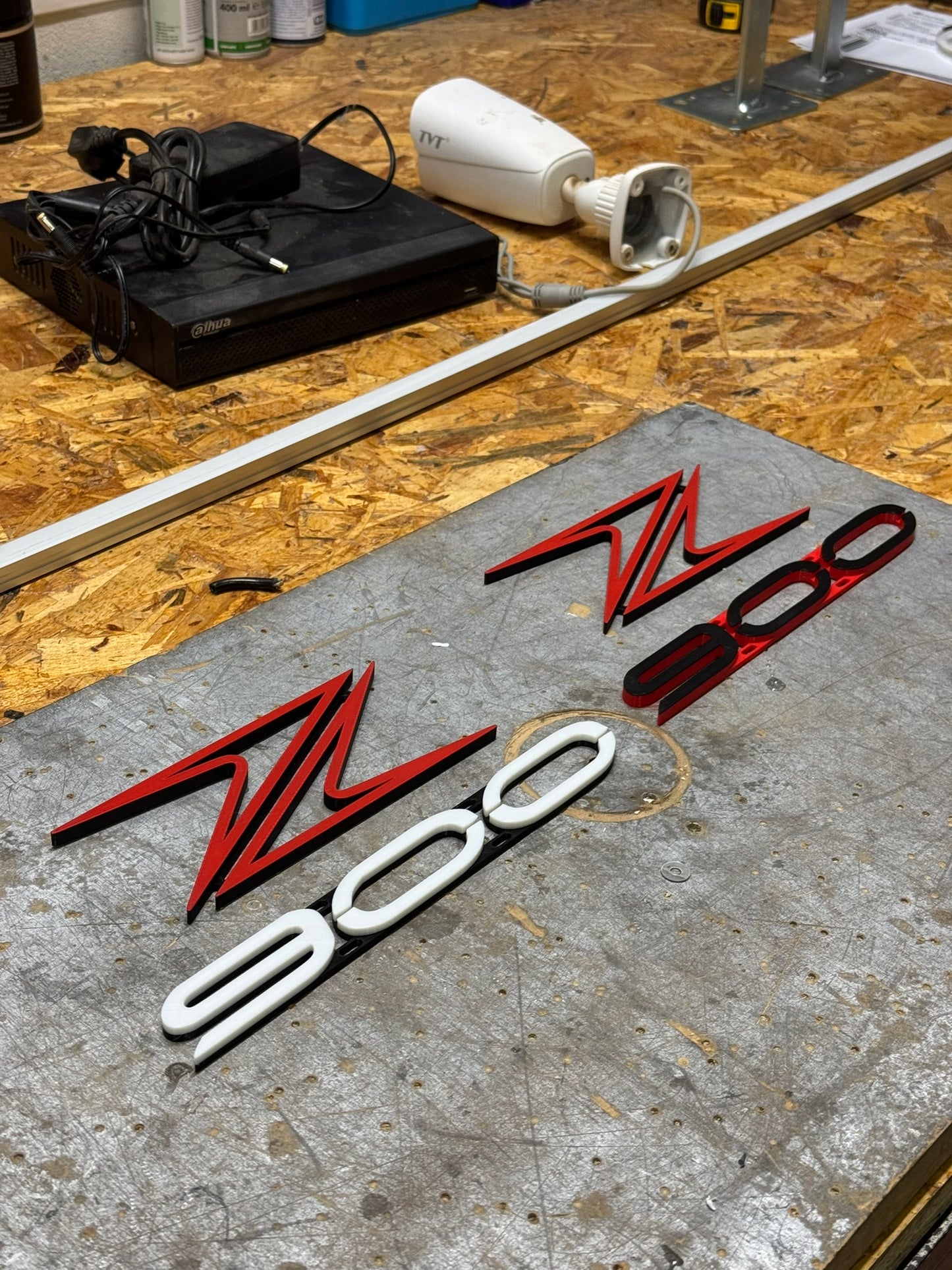 Accesorios z900: Emblemas 3D cubreradiador