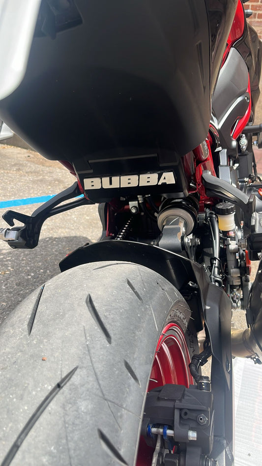 Accesorios z900: Logos en 3D paso rueda trasero