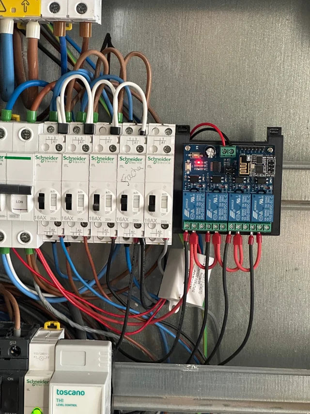 Microelectrónica: Modulo rele 4 canales con arduino incorporado