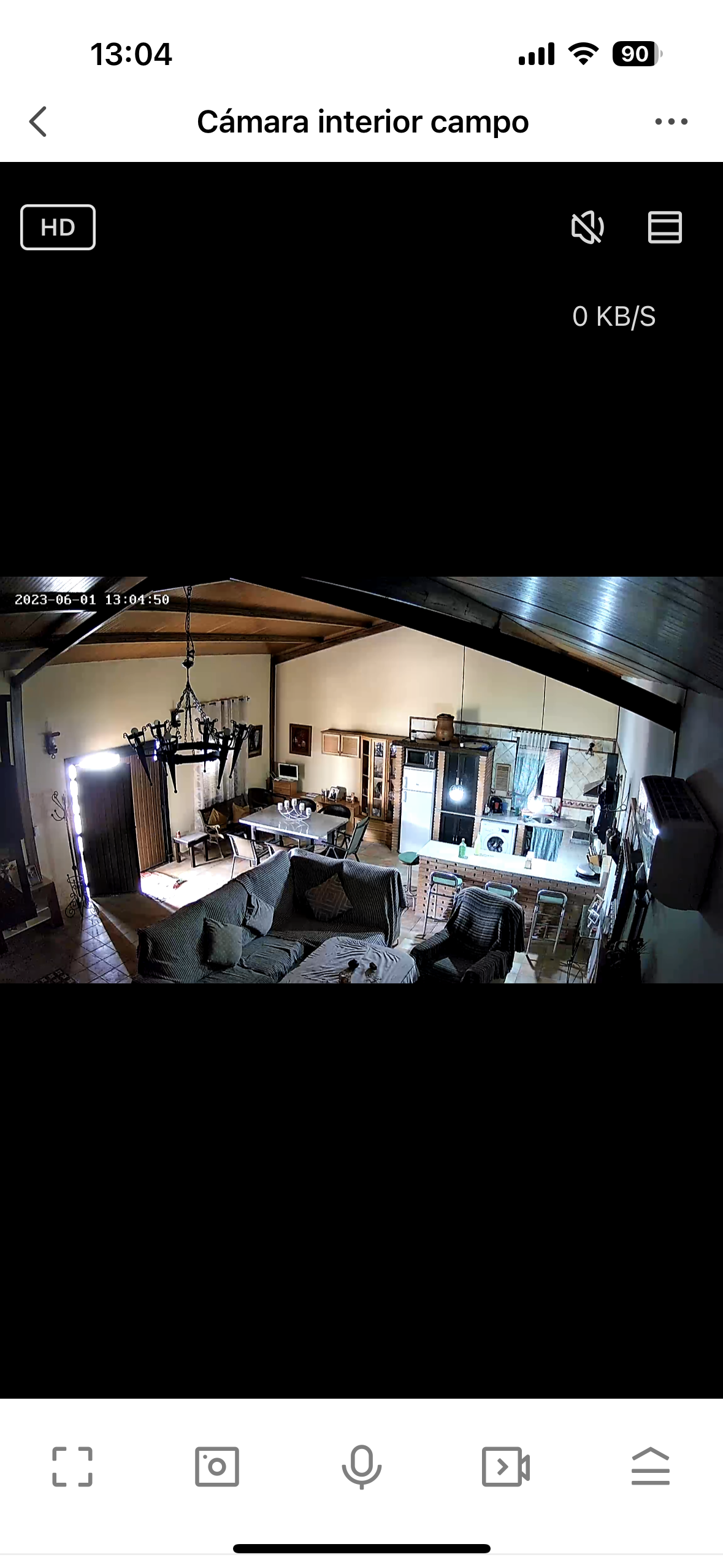 3.TOP: Cámara interior FHD 5MP 360 / tuya