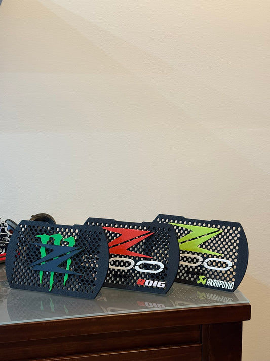 Decoración z900: forma de rejilla + logos