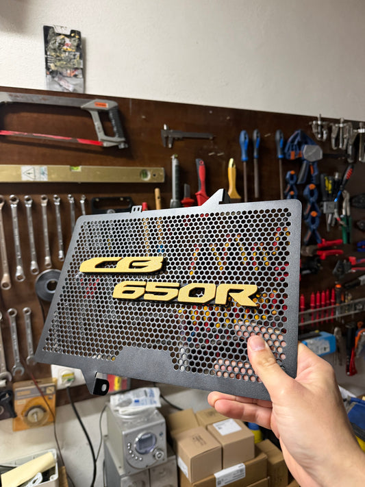 Motos 3d: Rejilla honda cb650r dorado