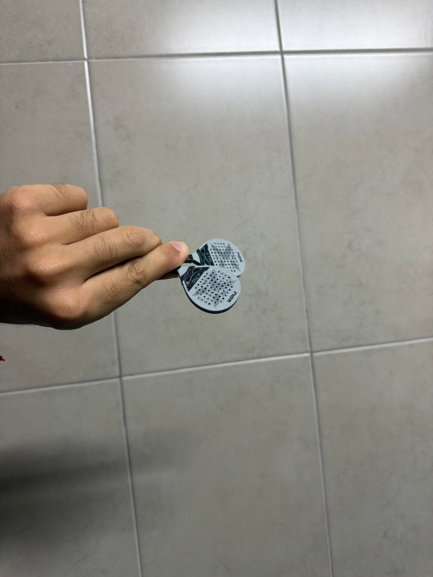 Pádel: llaveros pala NOX AT10 tapia 24