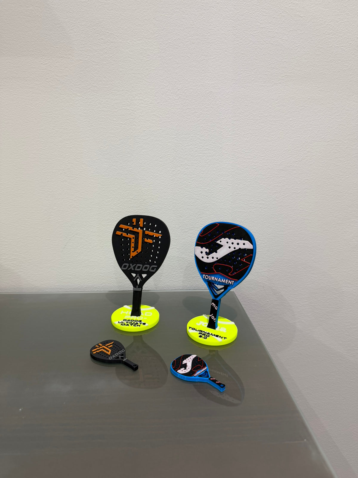 Pádel: NOVEDAD-- kit pala de pádel formato decoración escritorio + llavero