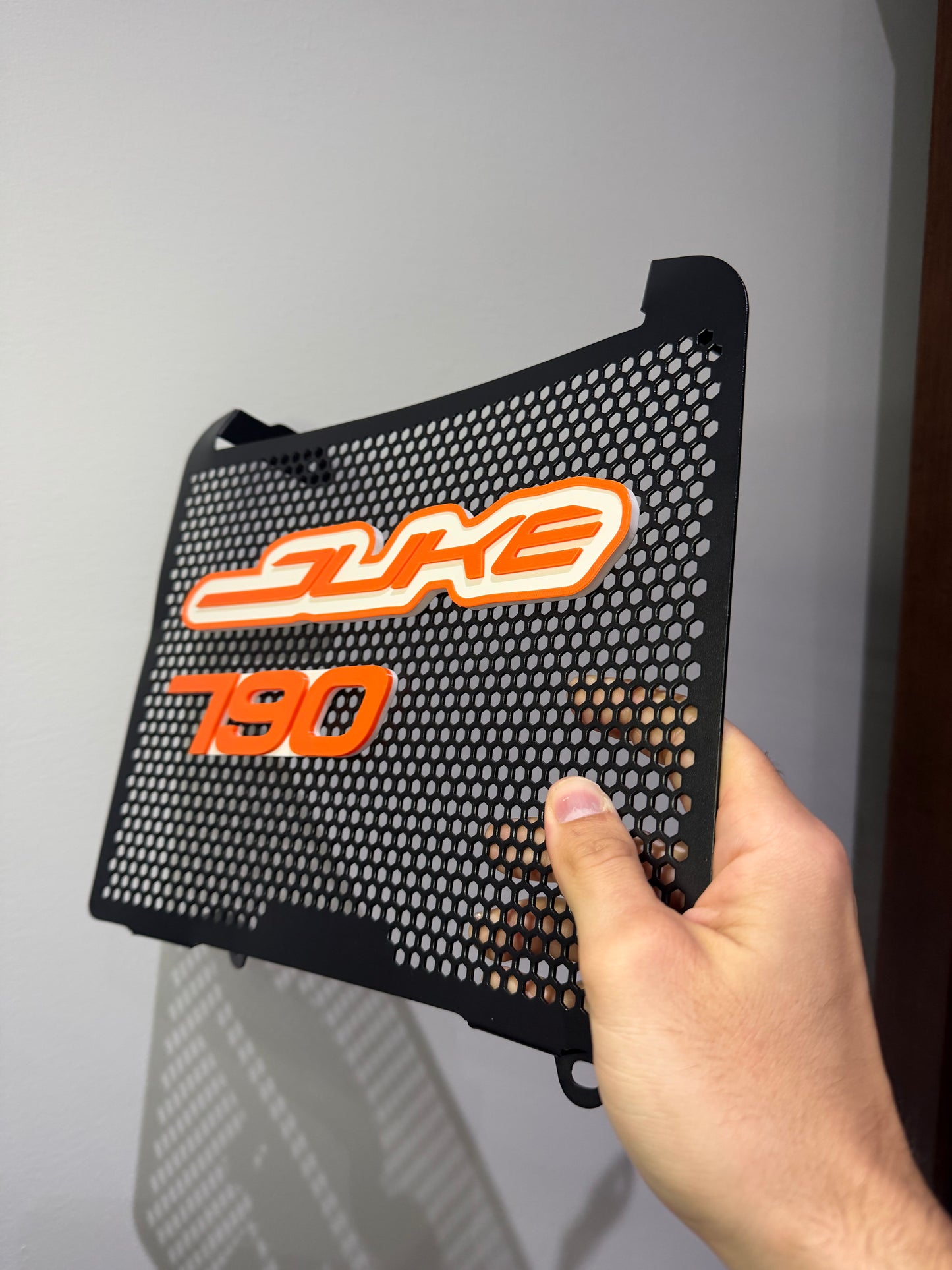 Motos 3d: Rejillas personalizadas para tu moto