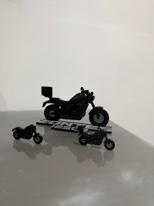 Novedad motos: Tu zontes 125c2 blanca en formato silueta decorativa + 2 llaveros