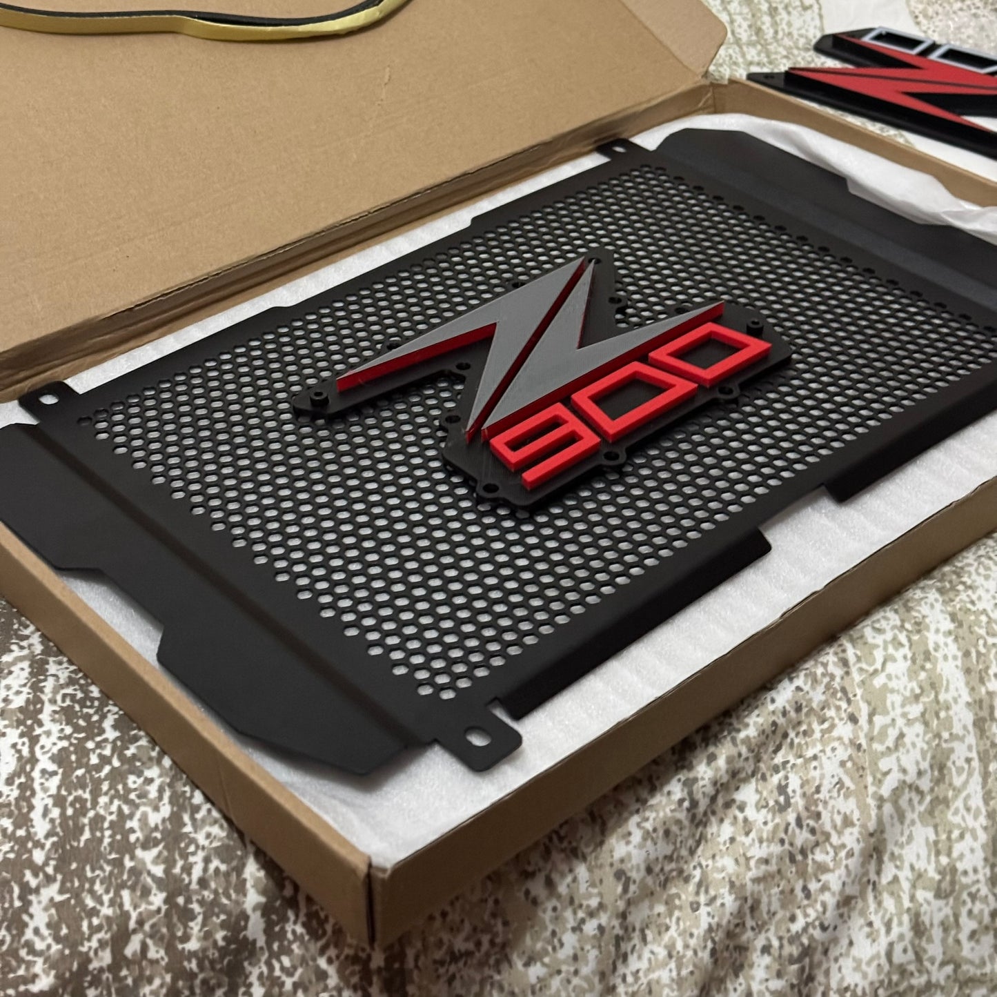 Accesorios z900: Emblemas 3D cubreradiador