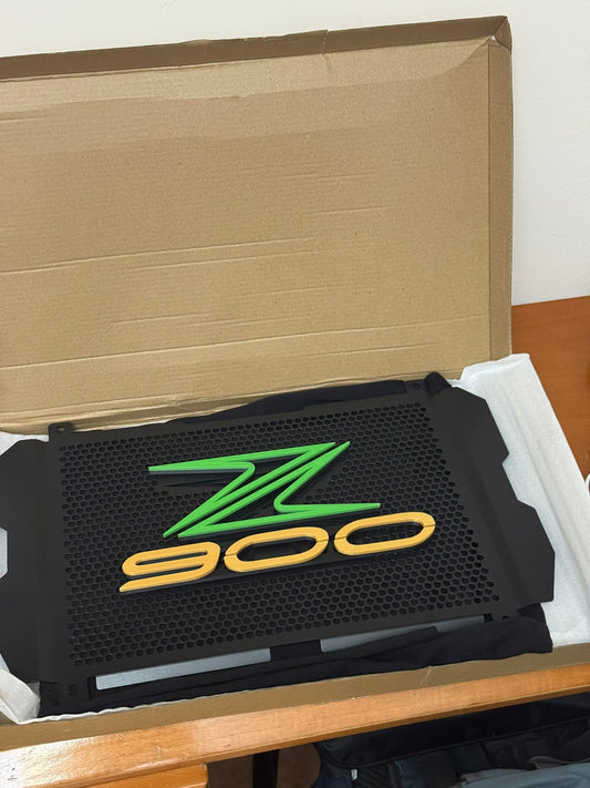 Accesorios z900: Parrilla 3D ranurada Z 900 verde / dorado