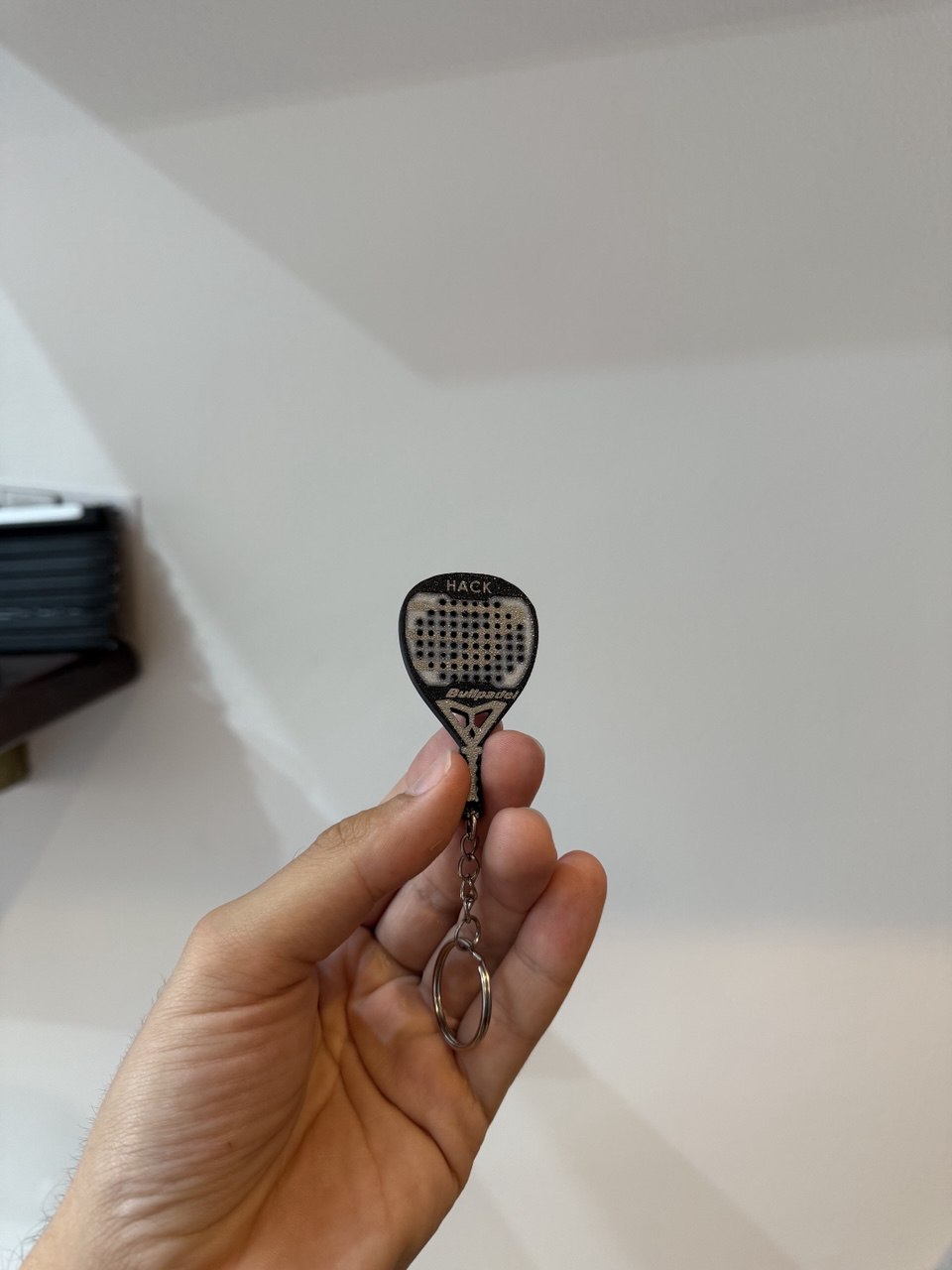 Pádel: Llavero Pala padel Bullpadel Hack 03 24